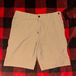 Men’s size 34 Veece Shorts
Pay shipping